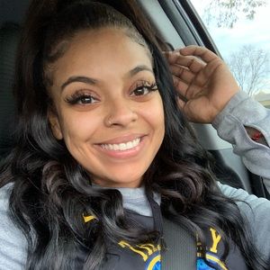 Meet your Posher, Andreena